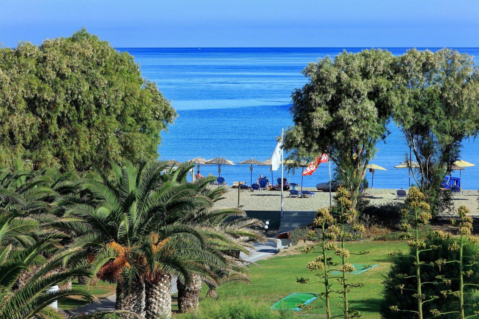 Santa Marina Beach Resort & Spa Amoudara  Exterior photo